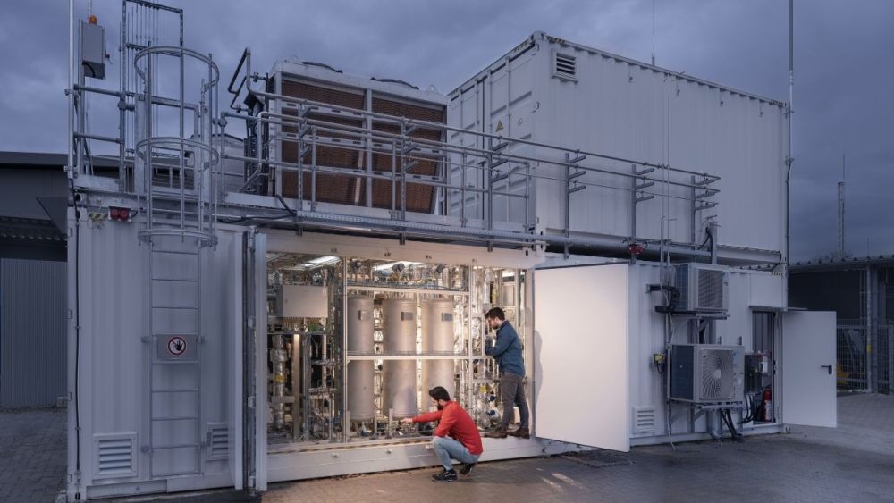 Climate Neutrality: Ship Fuel from Wastewater